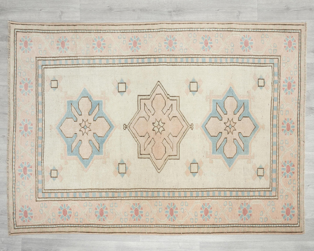 Beige Oushak Rug 3' 11" x 5' 6" | No. VR61558