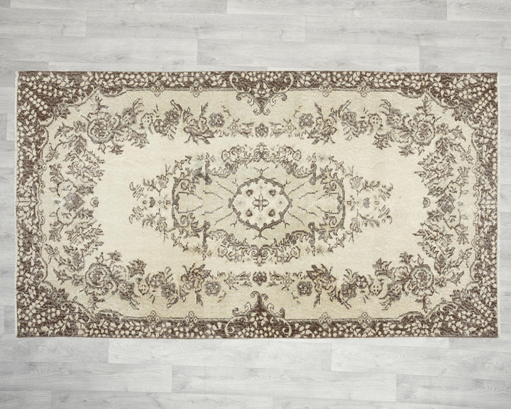 Beige Oushak Rug 4' x 7' | No. VR50661