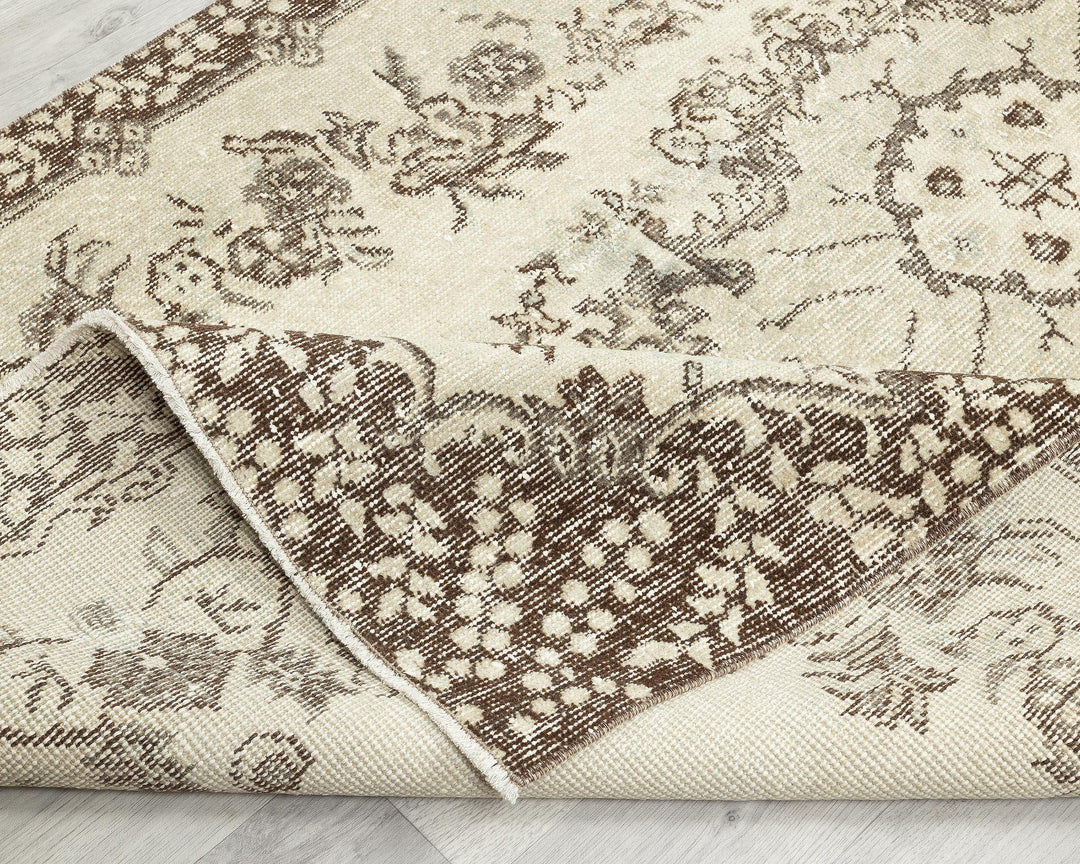 Beige Oushak Rug 4' x 7' | No. VR50661