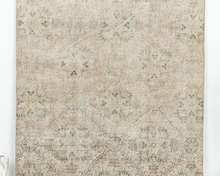 Oushak Rug 6' 10" x 4' | No. VR34205
