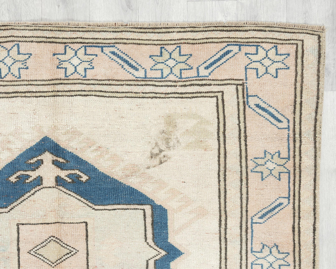 Blue Oushak Rug 6' 5" x 4' 6" | No. VR47550