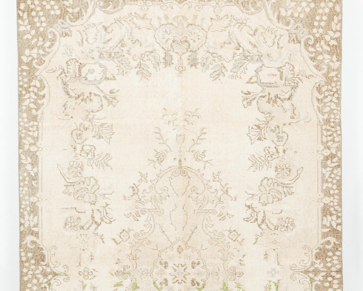 Brown Oushak Rug 9' 5" x 4' 11" | No. VR85519
