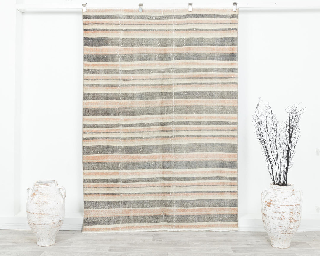 Oushak Rug 6' 7" x 4' 10" | No. VR61396