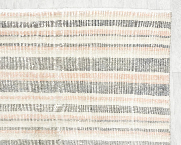 Oushak Rug 6' 7" x 4' 10" | No. VR61396