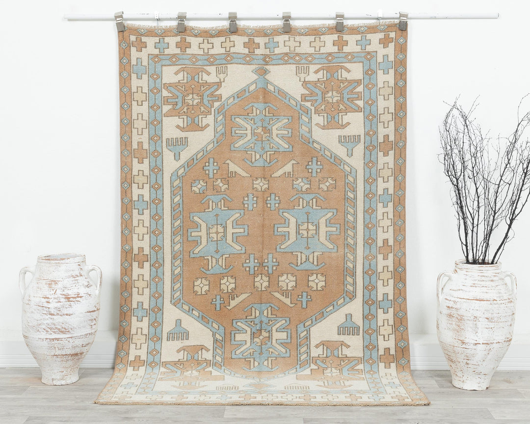 Neutral Oushak Rug 4' 3" x 6' 5" | No. VR77054