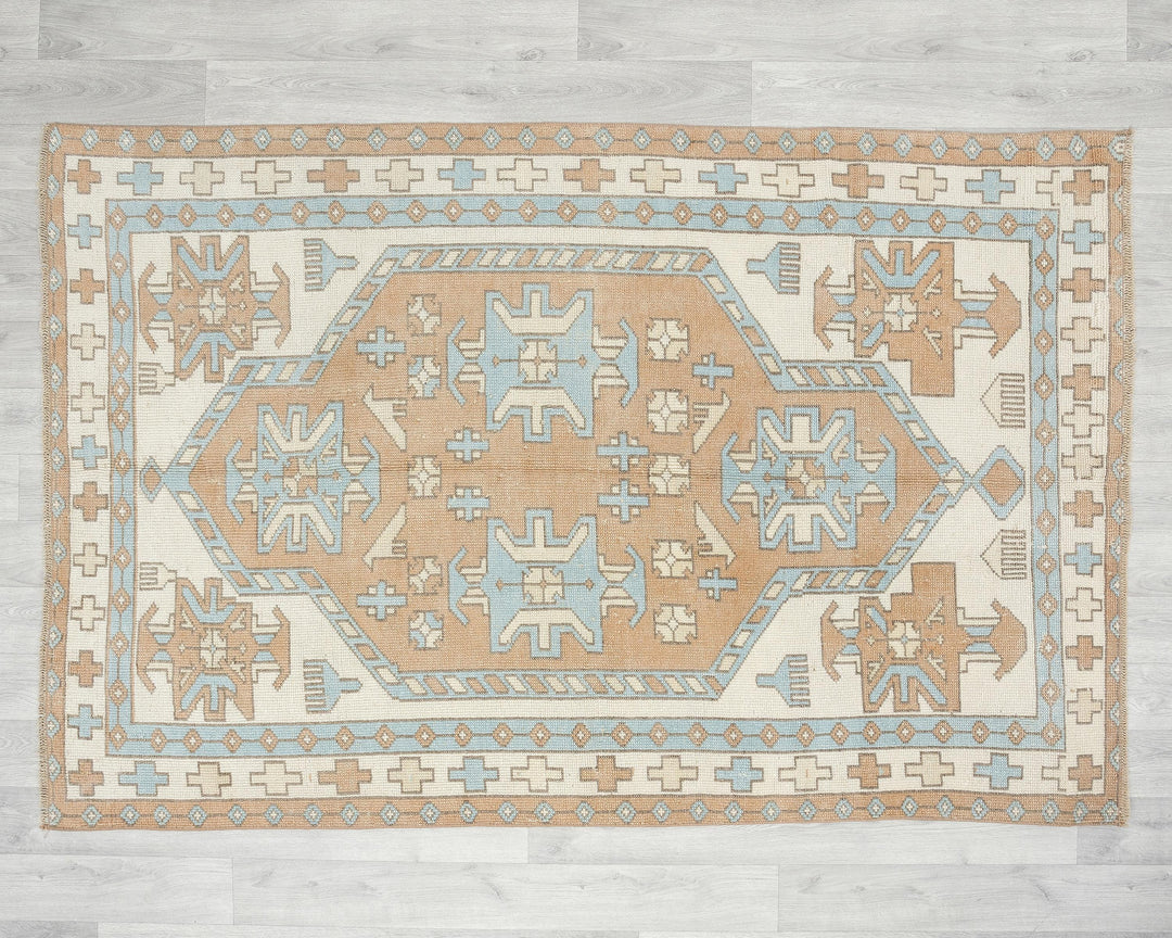 Neutral Oushak Rug 4' 3" x 6' 5" | No. VR77054