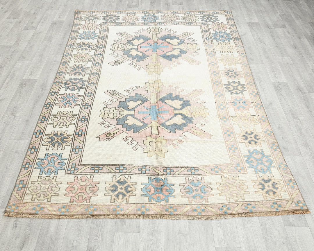 Faded Oushak Rug 7' 10" x 5' 5" | No. VR57354