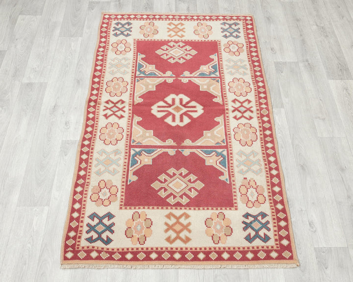 Oushak Rug 4' 8" x 2' 10" | No. VR95745