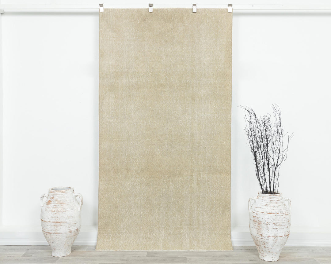 Beige Oushak Rug 6' 10" x 3' 9" | No. VR42566