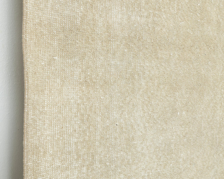 Beige Oushak Rug 6' 10" x 3' 9" | No. VR42566