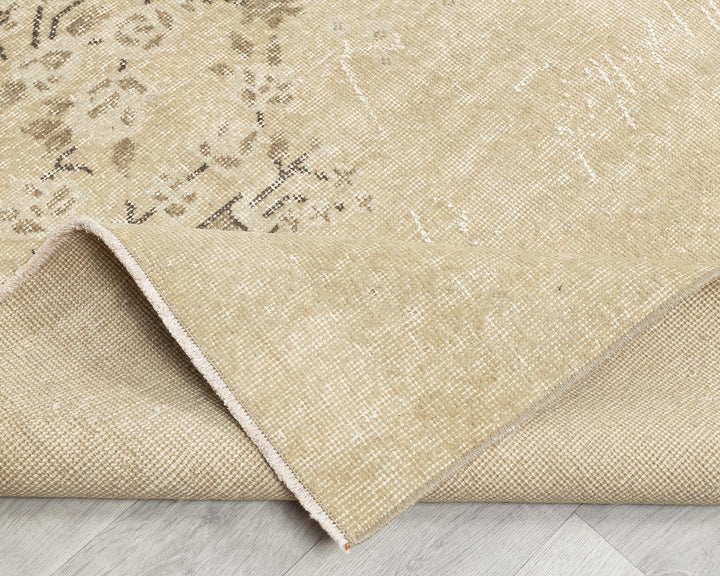 Oushak Rug 3' 6" x 6' 5" | No. VR31071