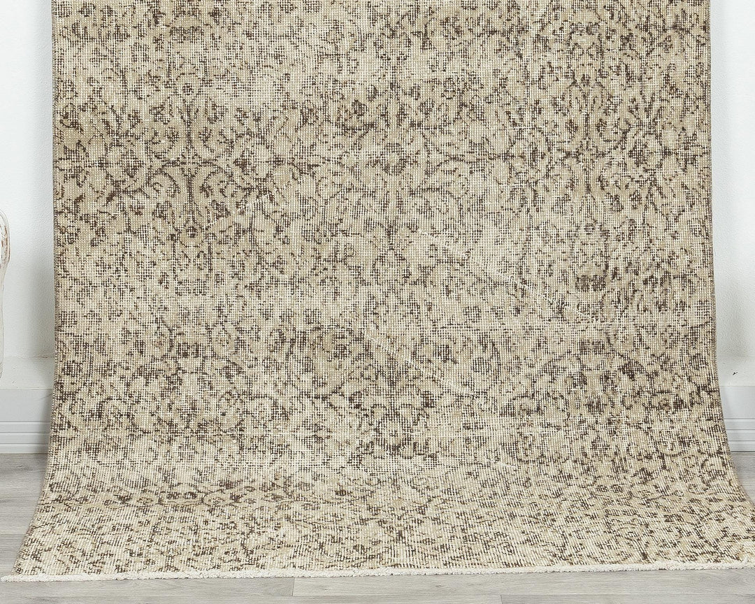Neutral Oushak Rug 6' 6" x 3' 9" | No. VR79957