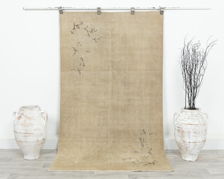 Beige Oushak Rug 3' 7" x 6' 7" | No. VR21621