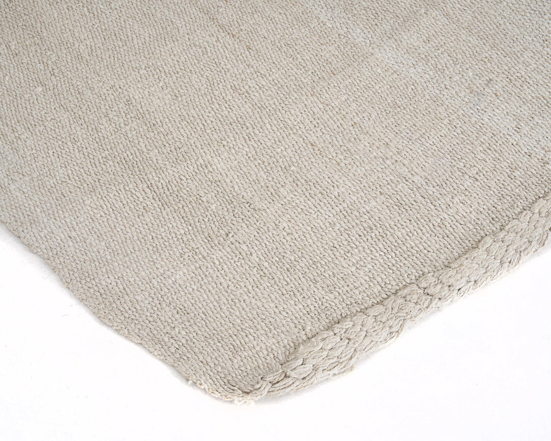 White Kilim Rug 5' x 9' 1" | No. VR80910