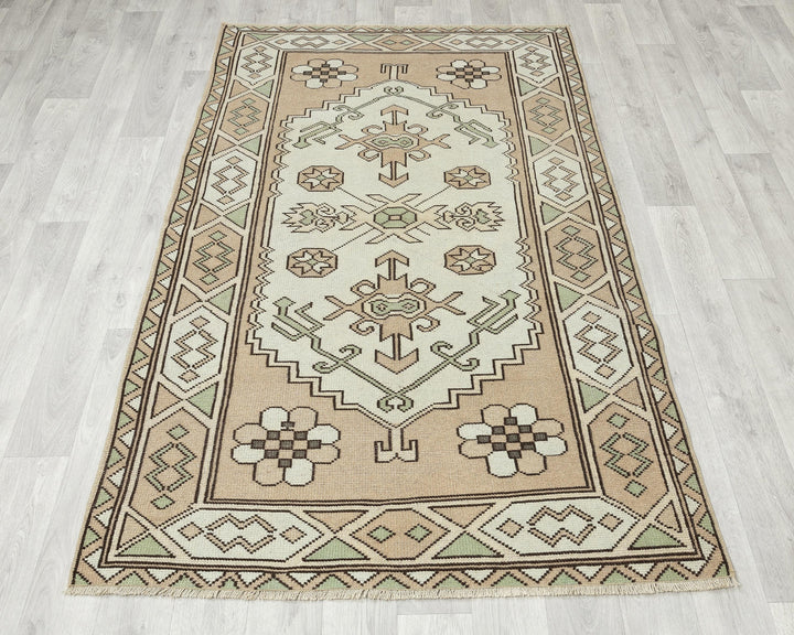 Neutral Oushak Rug 3' 8" x 5' 11" | No. VR53716