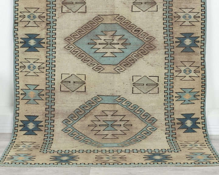 Faded Oushak Rug 3' 11" x 6' 6" | No. VR40172