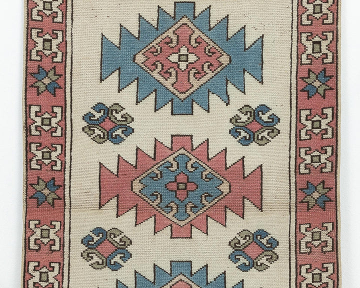 Oushak Rug 4' x 2' 8" | No. VR24019