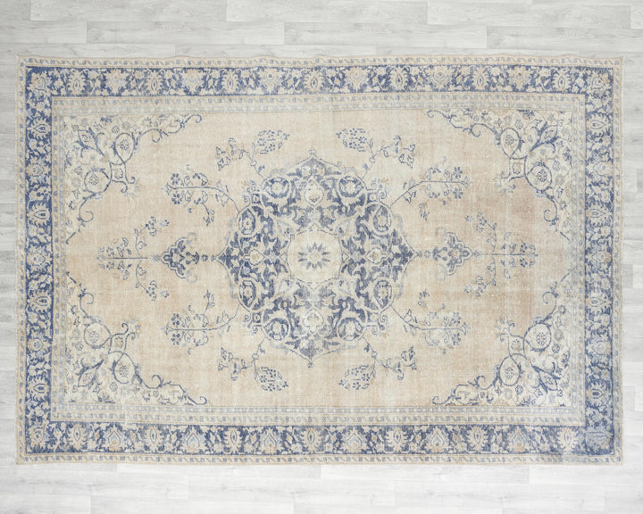 Faded Oushak Rug 7' 1" x 9' 8" | No. VR38953