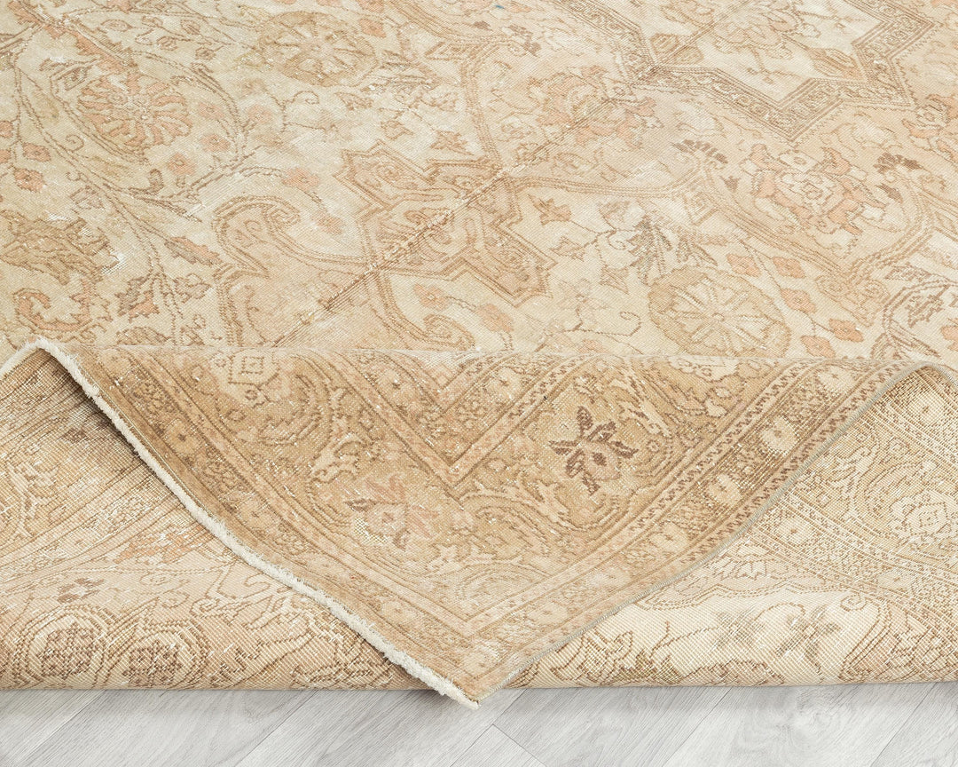 Oushak Rug 6' 5" x 9' 11" | No. VR49095