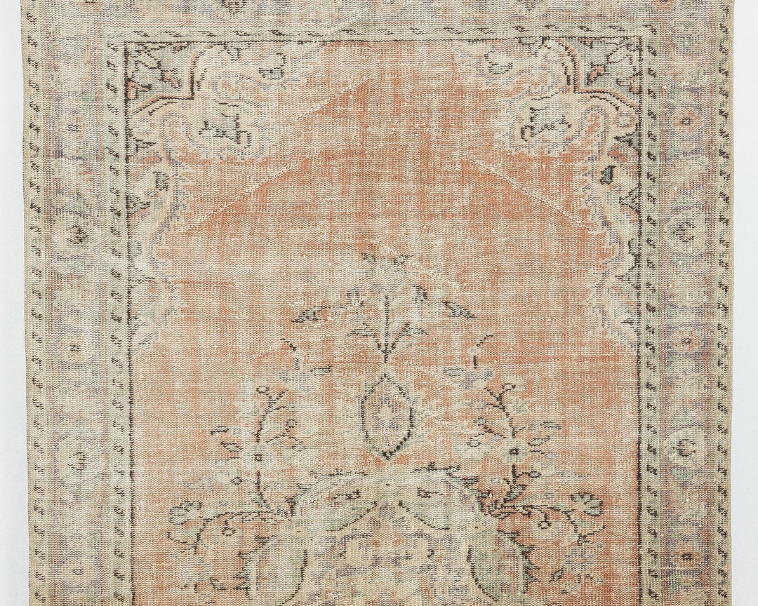 Oushak Rug 5' 5" x 9' 4" | No. VR13356