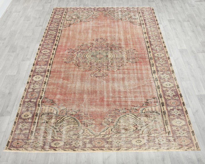 Faded Oushak Rug 5' 6" x 8' 4" | No. VR18486