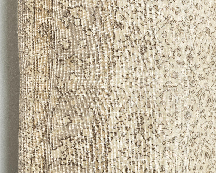 Neutral Oushak Rug 5' x 8' 7" | No. VR56080