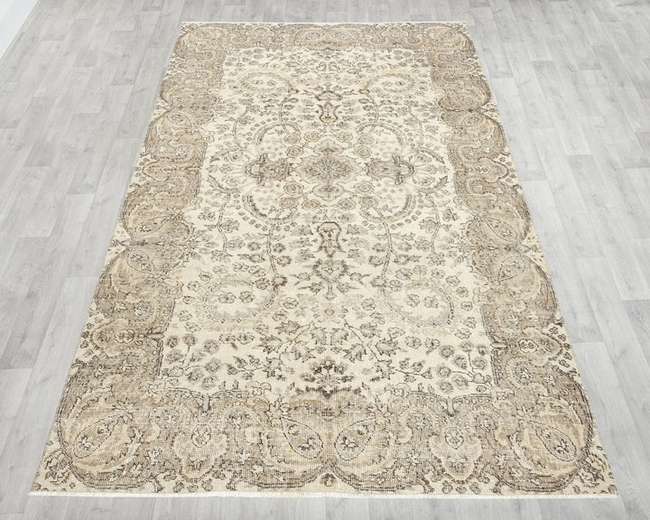 Oushak Rug 5' 2" x 8' 6" | No. VR62542