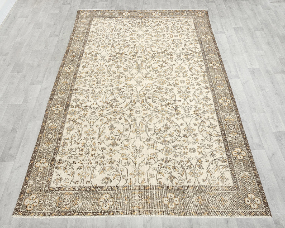 Oushak Rug 9' 4" x 6' | No. VR90847