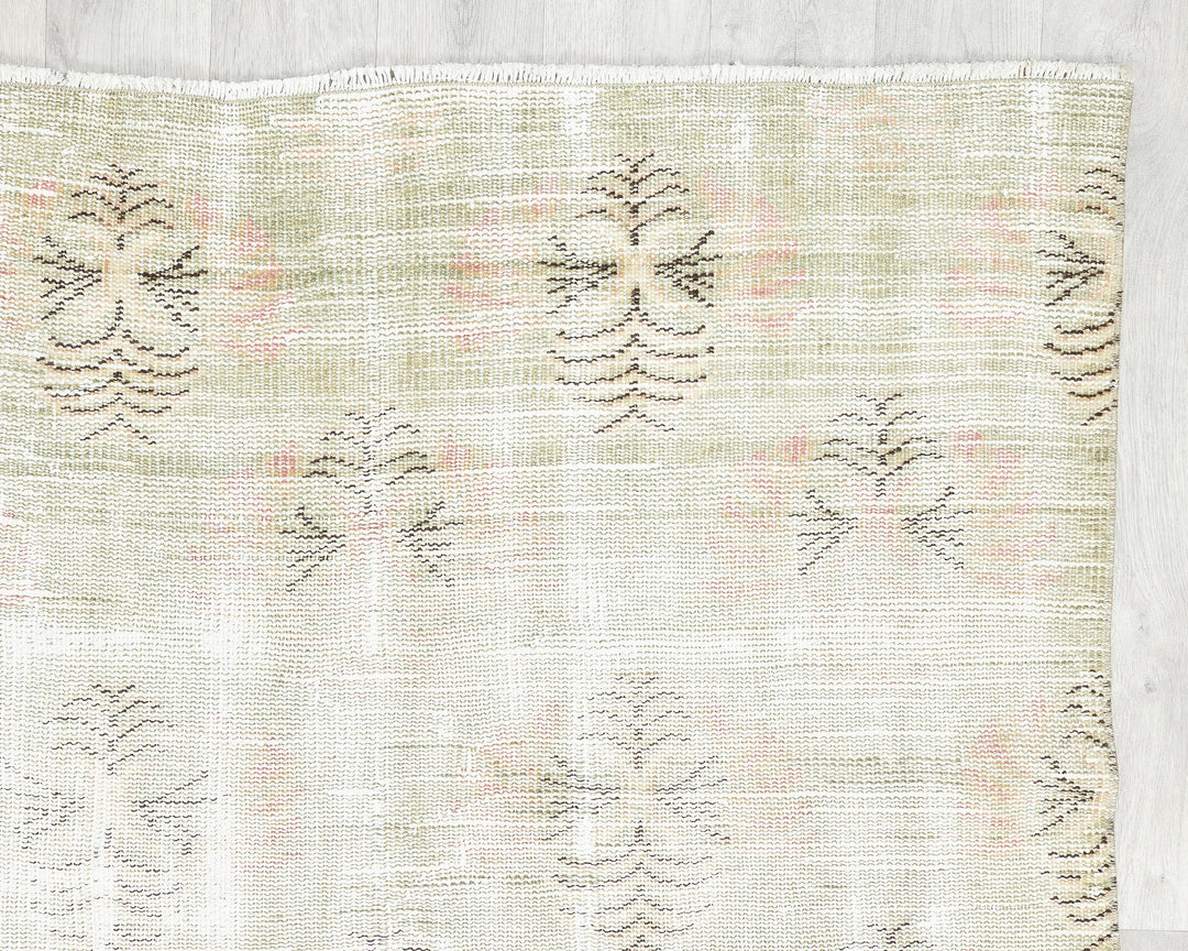 Neutral Oushak Rug 5' x 8' 4" | No. VR25804