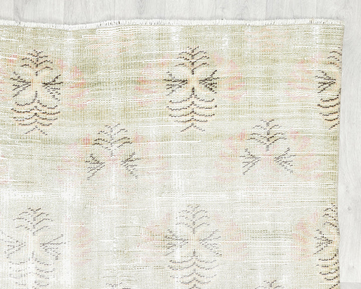 Neutral Oushak Rug 5' x 8' 4" | No. VR25804