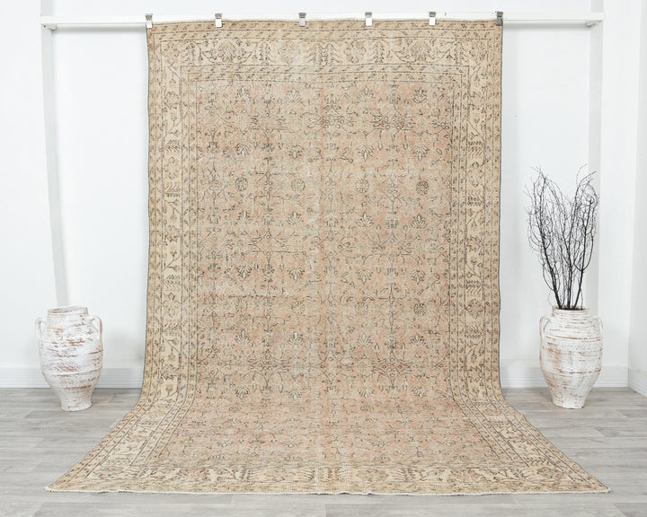 Neutral Oushak Rug 6' 4" x 10' 5" | No. VR41131