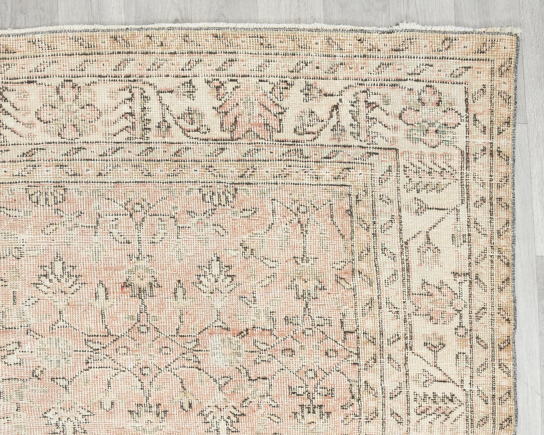 Neutral Oushak Rug 6' 4" x 10' 5" | No. VR41131