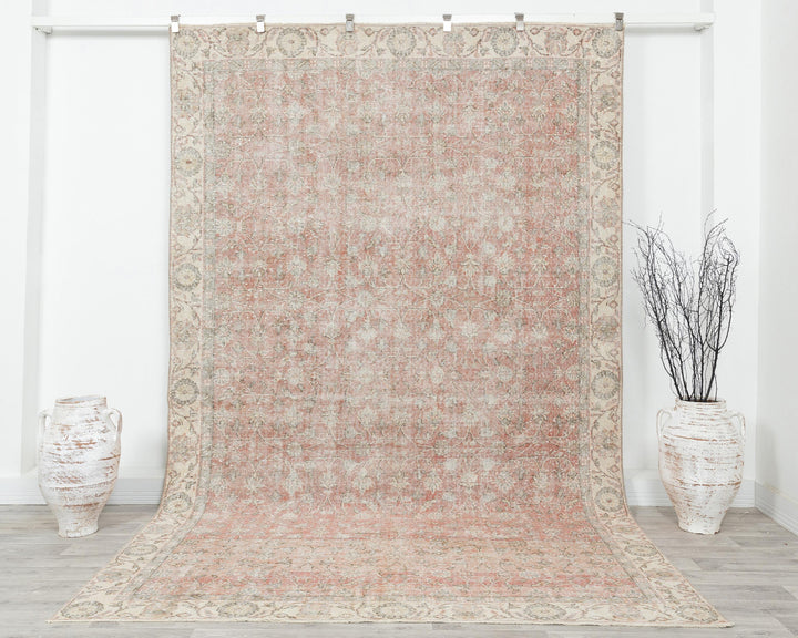Neutral Oushak Rug 6' 7" x 10' 4" | No. VR25883