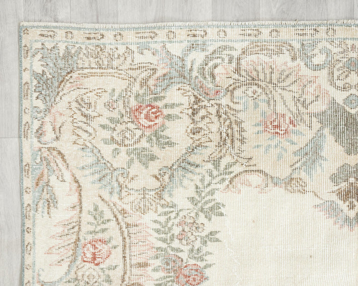 Beige Oushak Rug 5' 11" x 9' 6" | No. VR71298