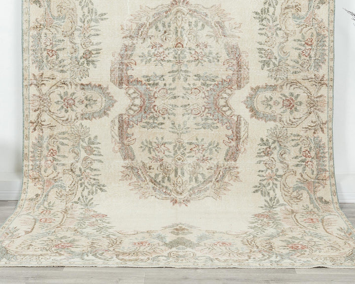 Beige Oushak Rug 5' 11" x 9' 6" | No. VR71298