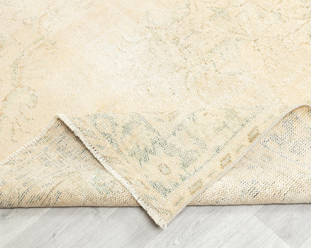 Faded Oushak Rug 5' 7" x 10' 1" | No. VR71772