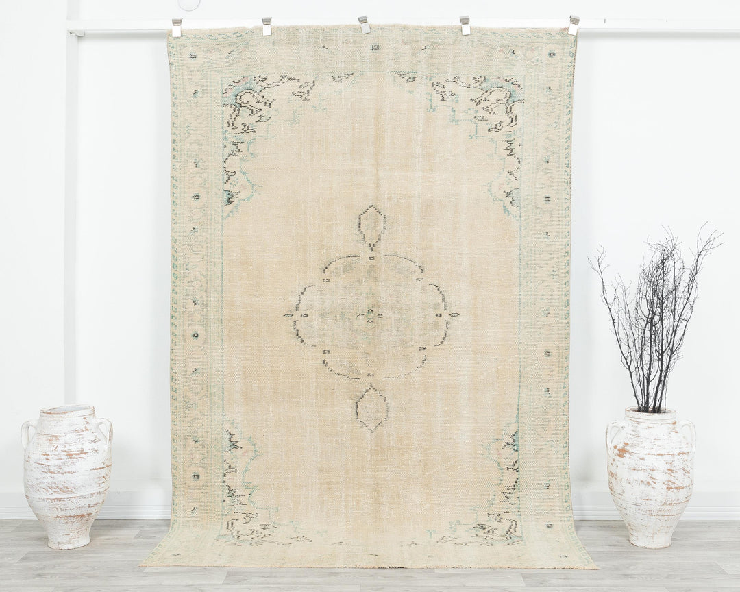 Oushak Rug 5' 4" x 8' 4" | No. VR36894