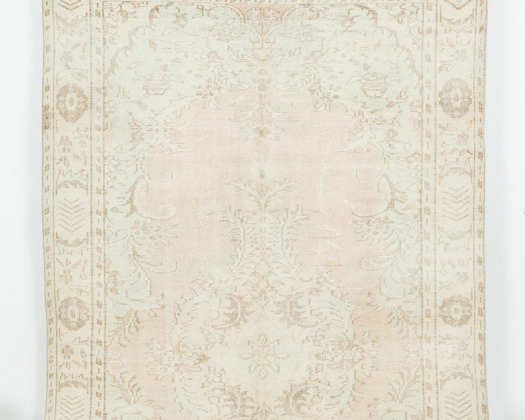 Beige Oushak Rug 5' 8" x 9' 6" | No. VR29088