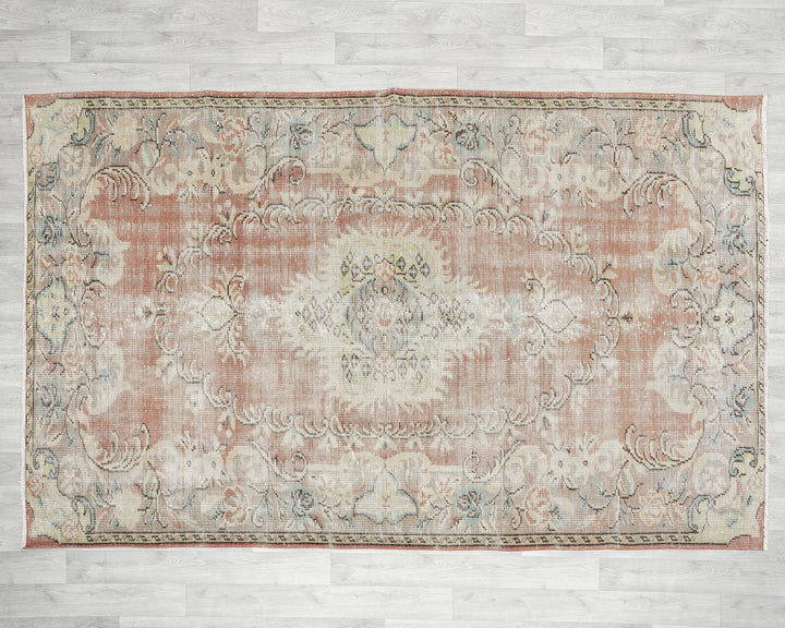 Oushak Rug 5' 8" x 9' 2" | No. VR74127