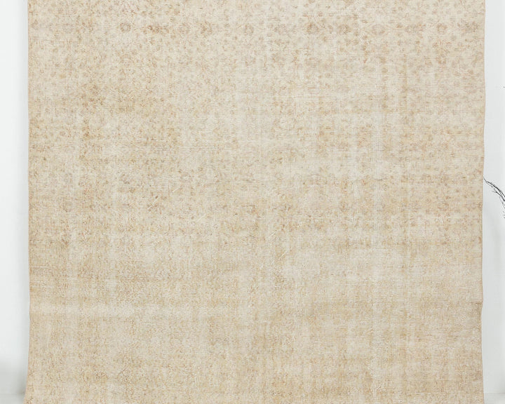 Beige Oushak Rug 6' 7" x 9' 10" | No. VR56890