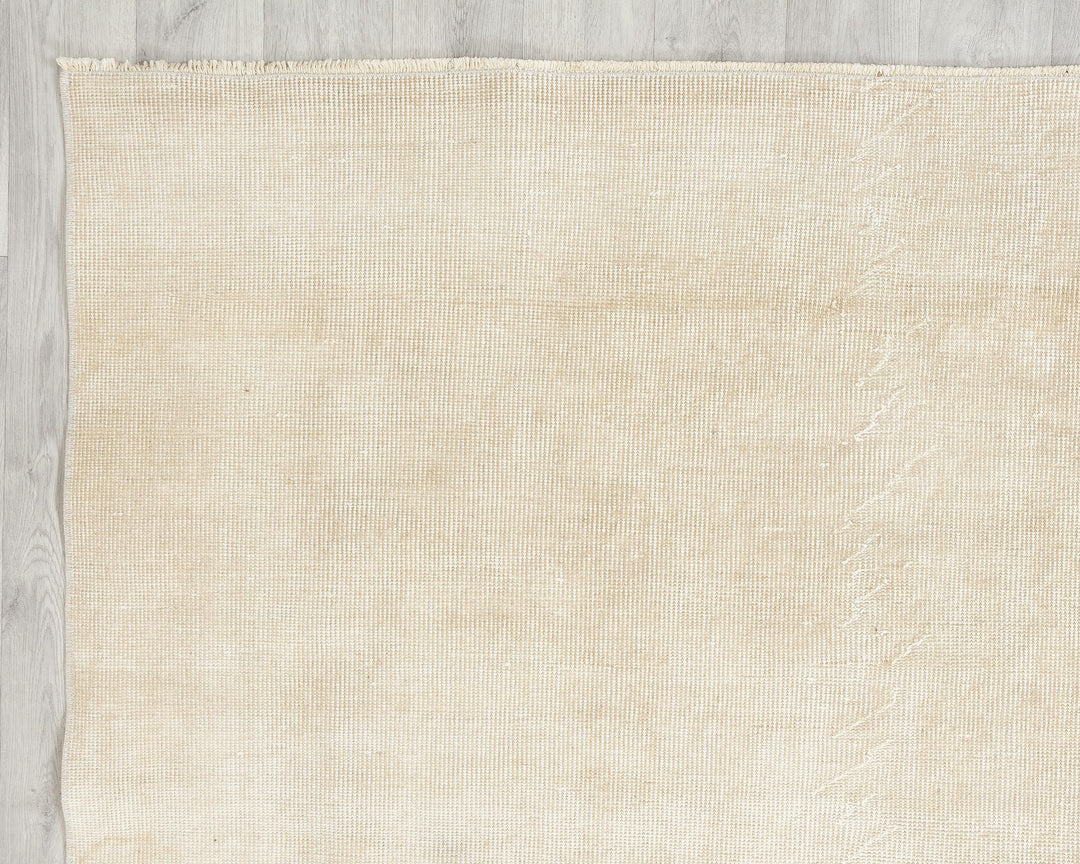 Beige Oushak Rug 6' 8" x 10' 5" | No. VR64206