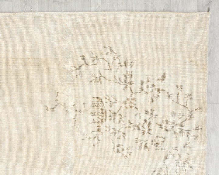Beige Oushak Rug 6' 8" x 10' 5" | No. VR64206