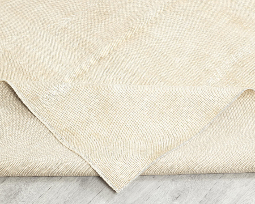Beige Oushak Rug 6' 8" x 10' 5" | No. VR64206
