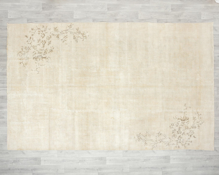 Beige Oushak Rug 6' 8" x 10' 5" | No. VR64206