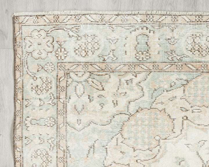 Beige Oushak Rug 6' 5" x 9' 5" | No. VR54468