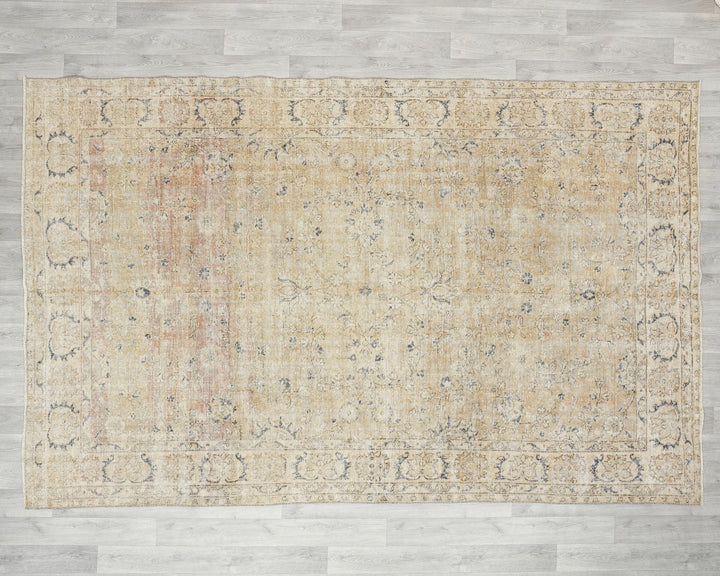 Neutral Oushak Rug 6' 5" x 9' 7" | No. VR71880