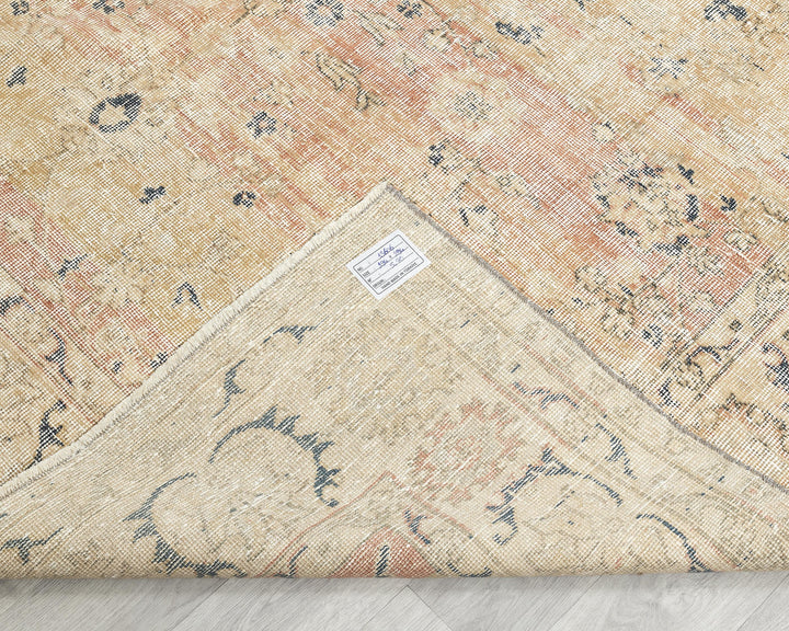Neutral Oushak Rug 6' 5" x 9' 7" | No. VR71880