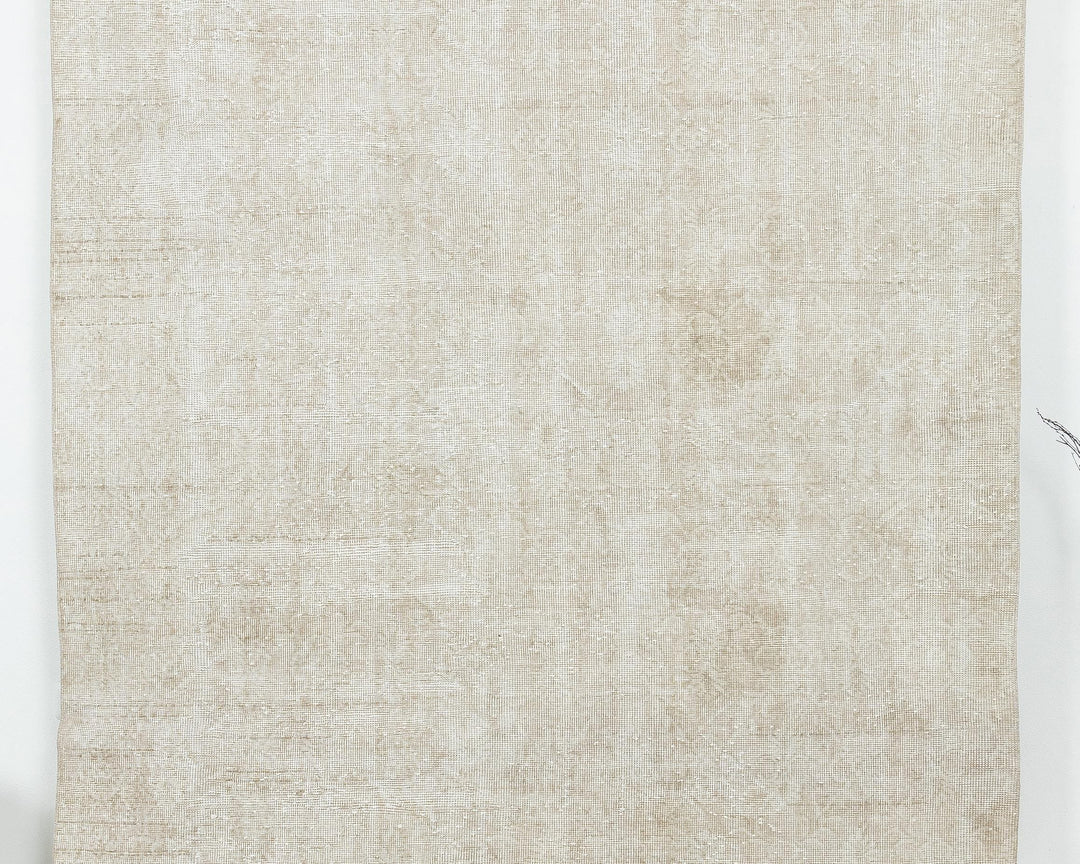 Beige Oushak Rug 6' 6" x 10' 5" | No. VR52576