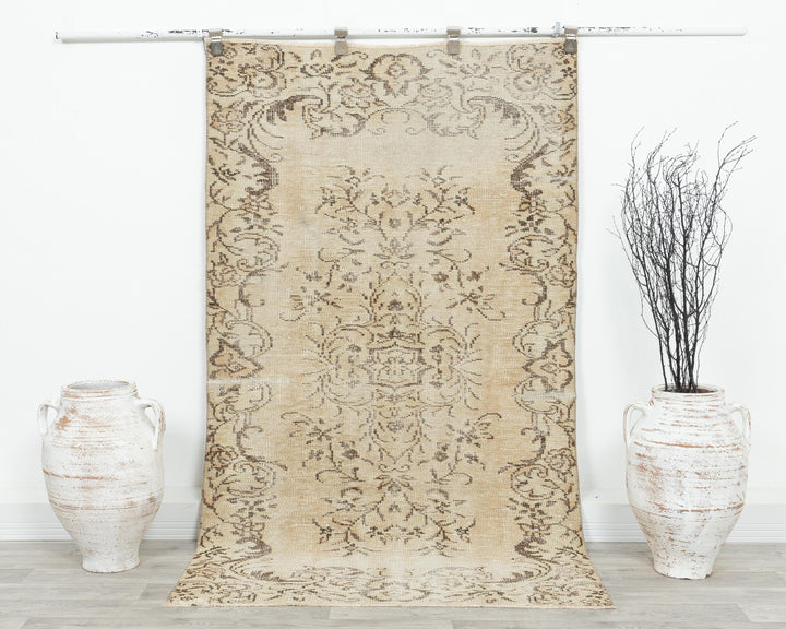 Oushak Rug 6' 8" x 3' 7" | No. VR21601