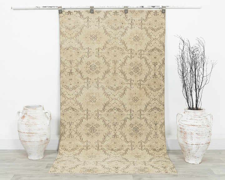 Beige Oushak Rug 6' 9" x 3' 8" | No. VR62430